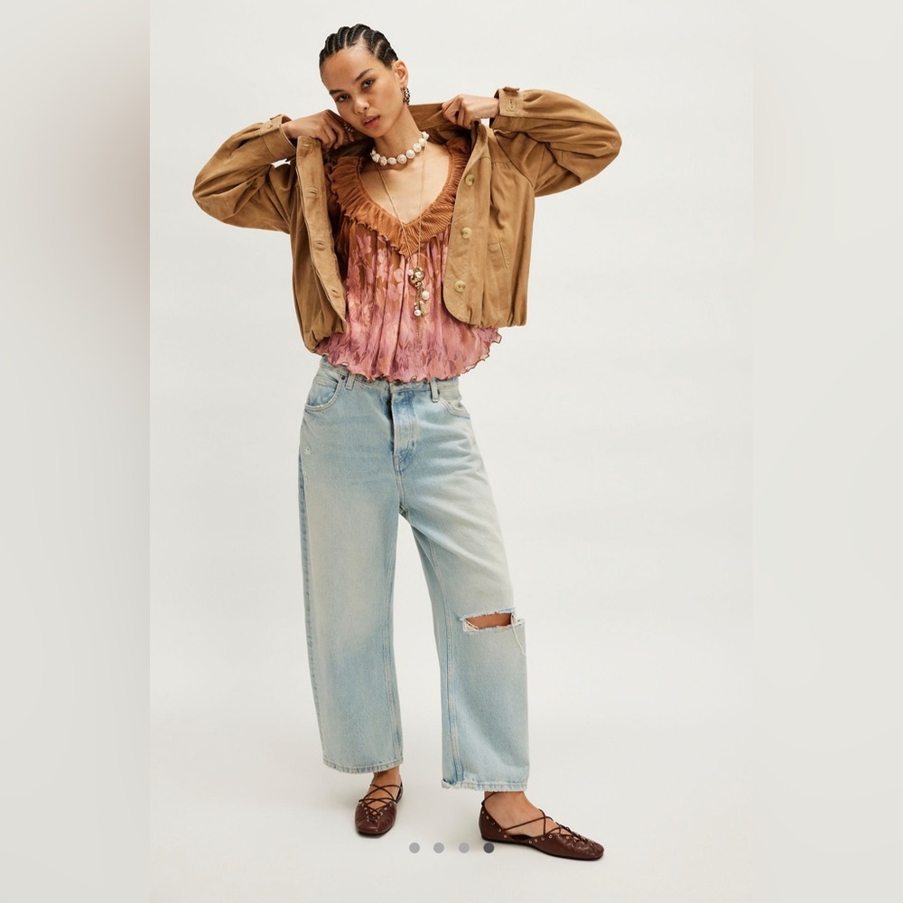 Free People Rust and Blush Floral Pleated V-Neck Top - Picture 4 of 8